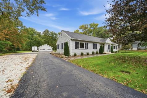 7179 Darrow Road Hudson OH 44236