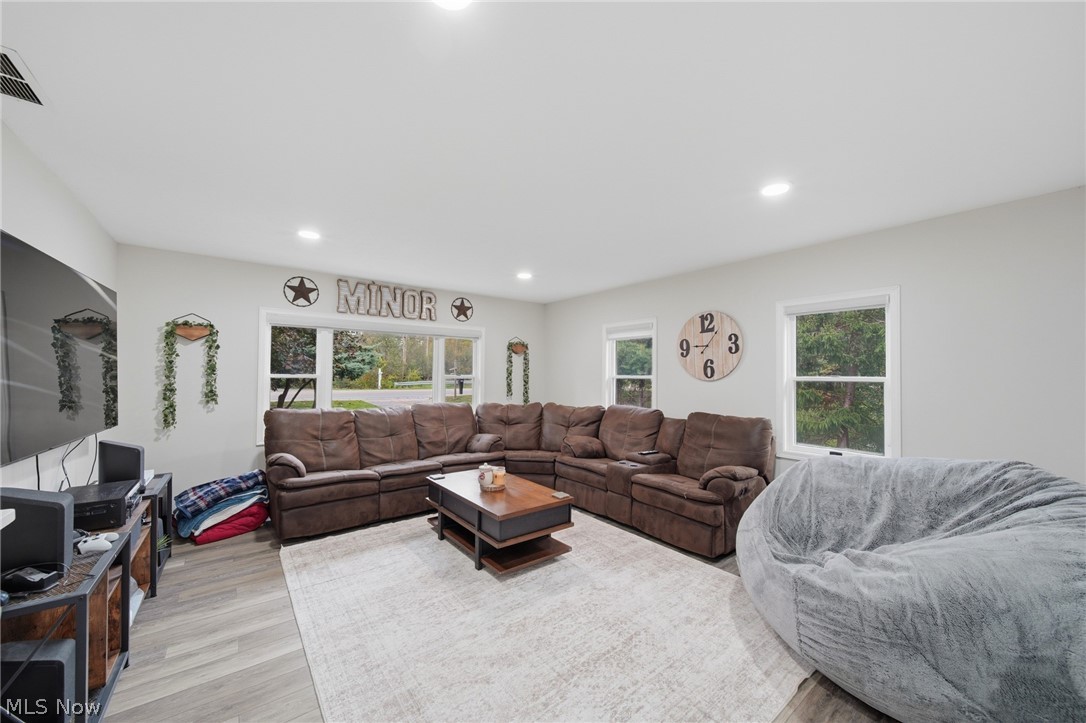 7179 Darrow Road Hudson OH 44236