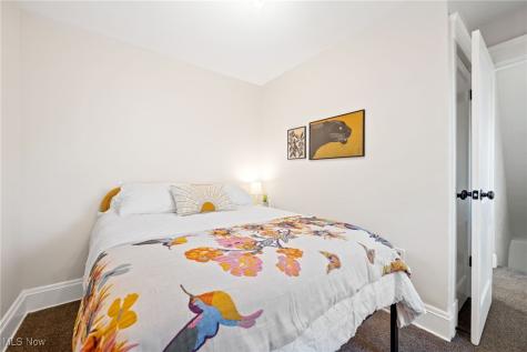 15401 Macauley Avenue Cleveland OH 44110