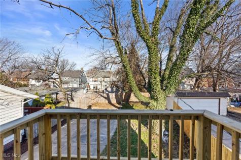 15401 Macauley Avenue Cleveland OH 44110