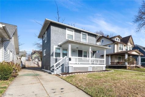 15401 Macauley Avenue Cleveland OH 44110