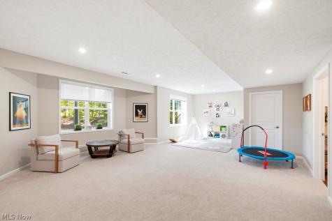 6973 Hawthorn Trace Independence OH 44131