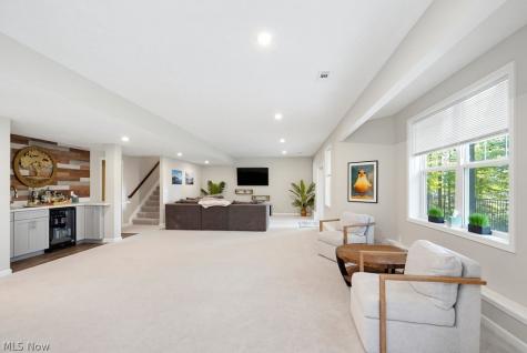 6973 Hawthorn Trace Independence OH 44131