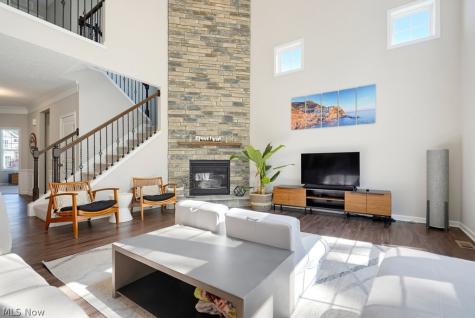 6973 Hawthorn Trace Independence OH 44131