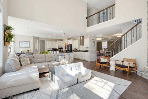 6973 Hawthorn Trace Independence OH 44131