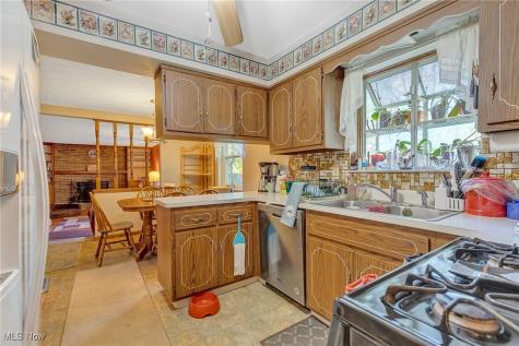 4666 Brendan Circle North Olmsted OH 44070