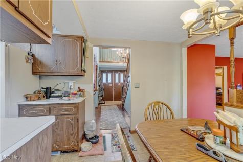4666 Brendan Circle North Olmsted OH 44070