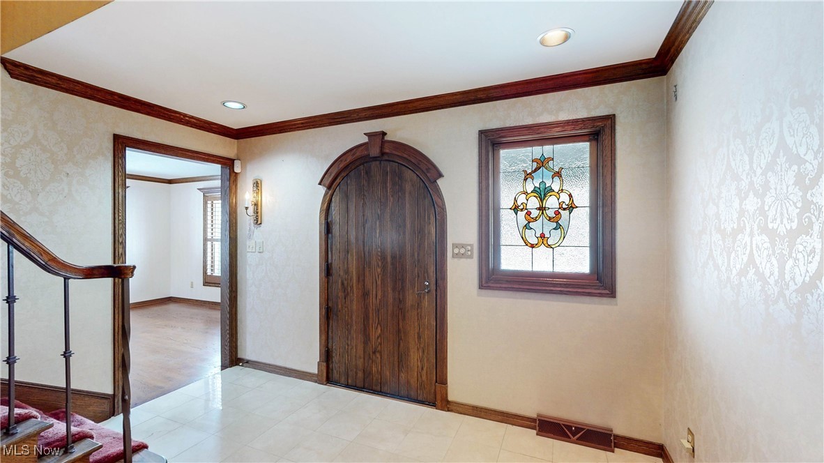 1091 Sand Run Road Akron OH 44313