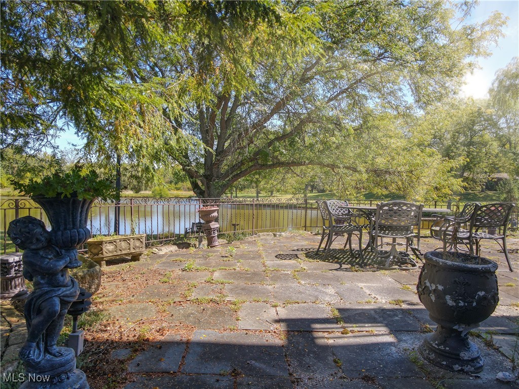 1091 Sand Run Road Akron OH 44313