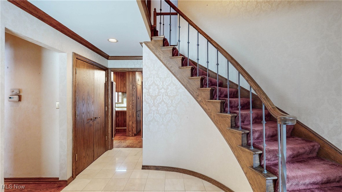 1091 Sand Run Road Akron OH 44313