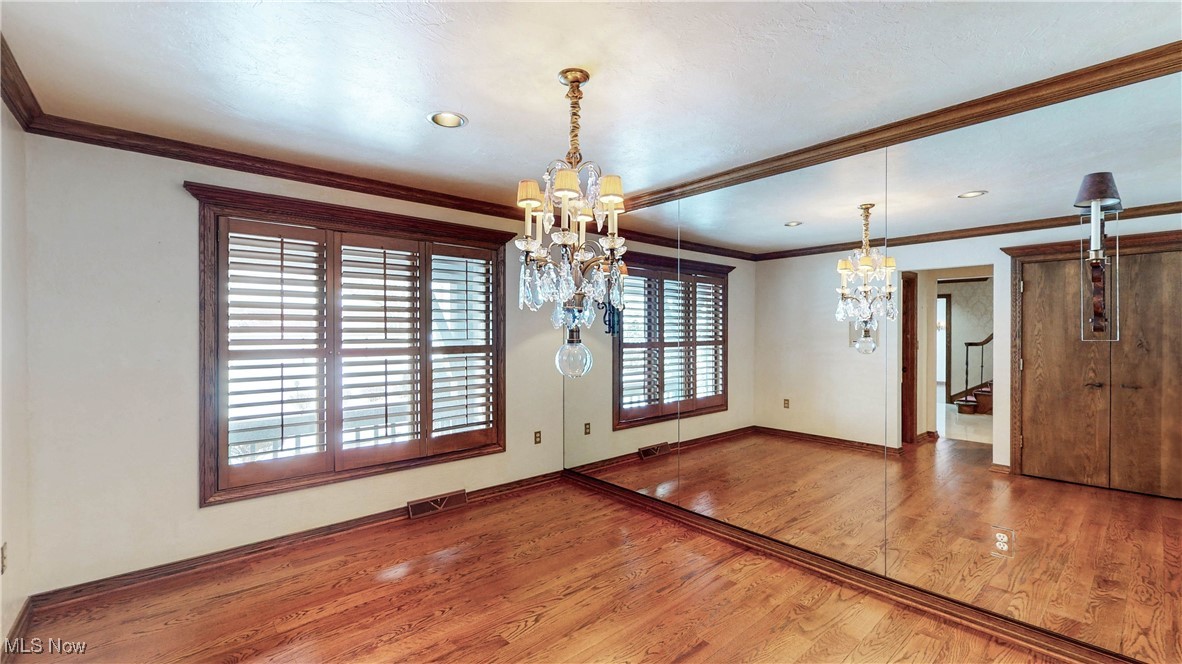 1091 Sand Run Road Akron OH 44313