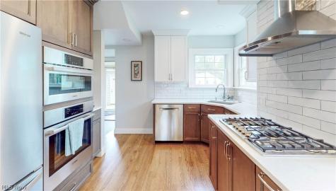 2616 Traymore Road University Heights OH 44118
