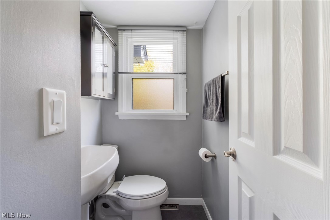1875 Beaver Trail Mineral Ridge OH 44440