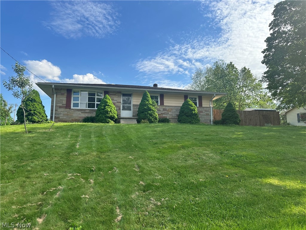1704 Kenwood Orrville OH 44667