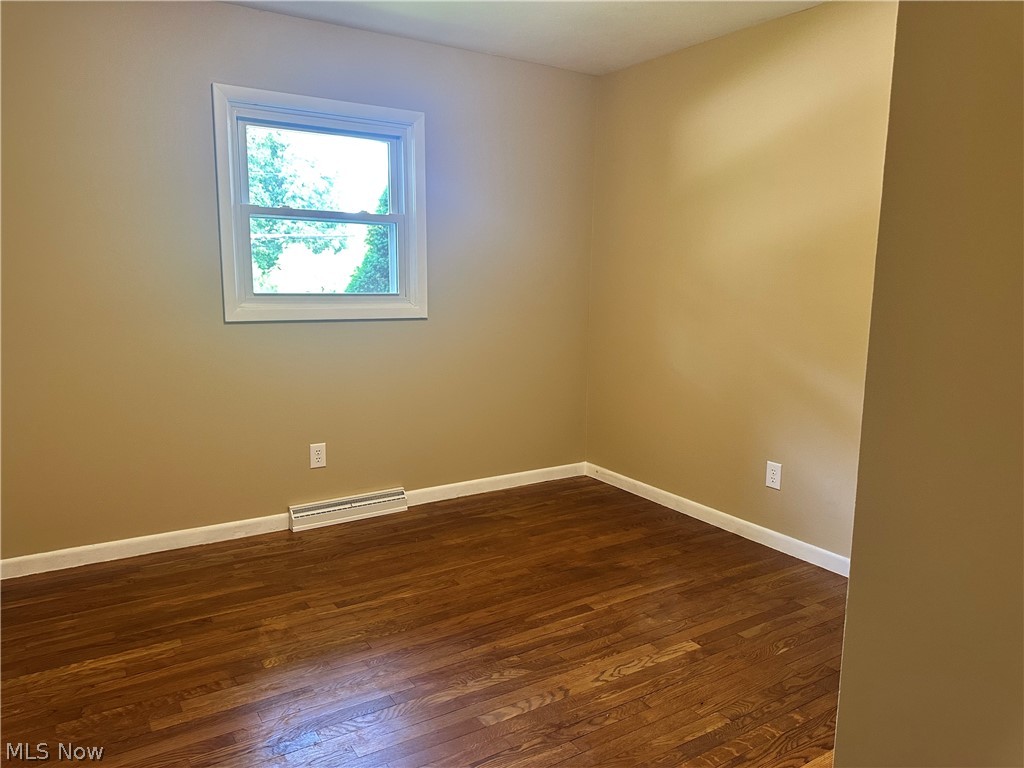 1704 Kenwood Orrville OH 44667