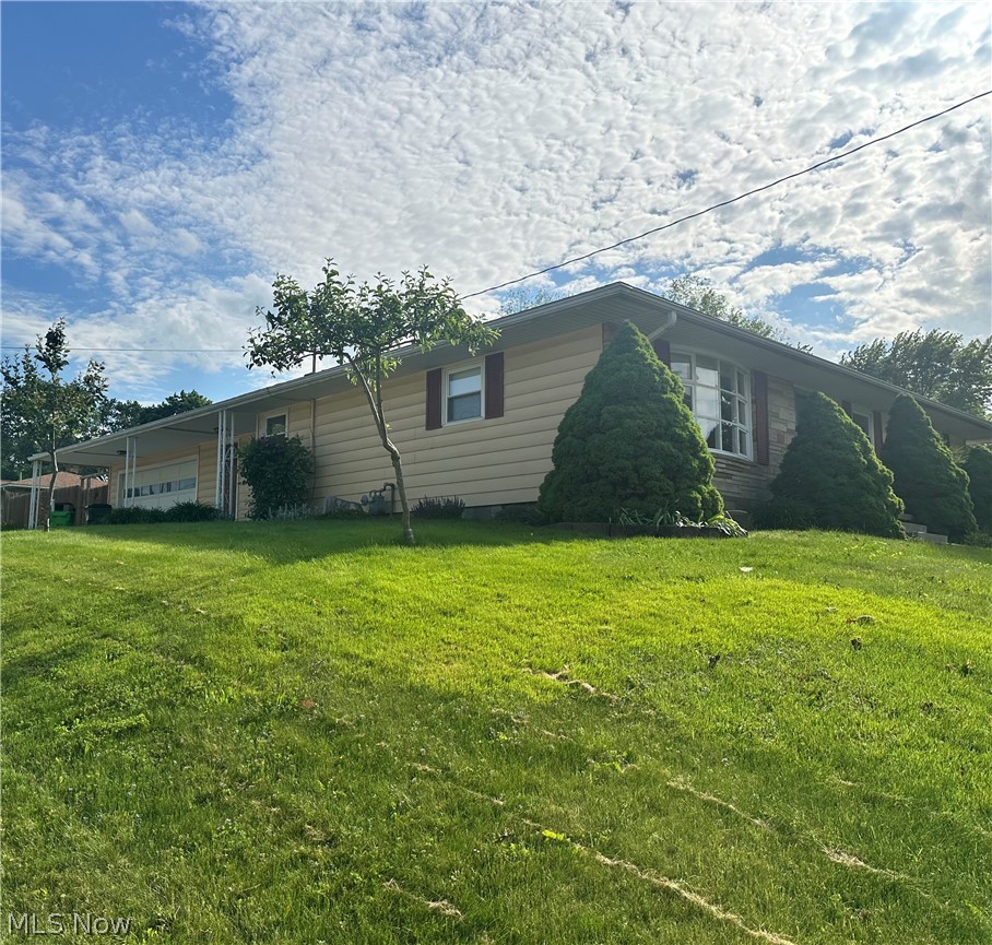 1704 Kenwood Orrville OH 44667