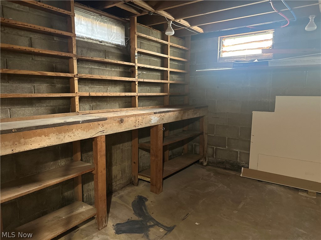 1704 Kenwood Orrville OH 44667