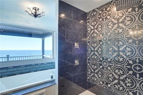 38549 N Beachview Road Willoughby OH 44094
