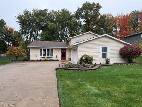 3281 Twain Circle Brunswick OH 44212