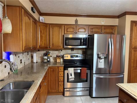3281 Twain Circle Brunswick OH 44212