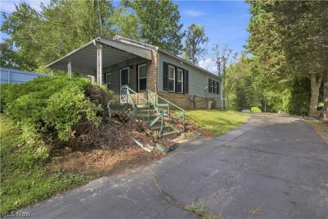 1780 Ambre Drive Akron OH 44312
