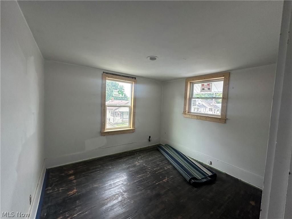 1853 Marks Avenue Akron OH 44305