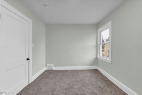 4415 E 139th Street Garfield Heights OH 44105