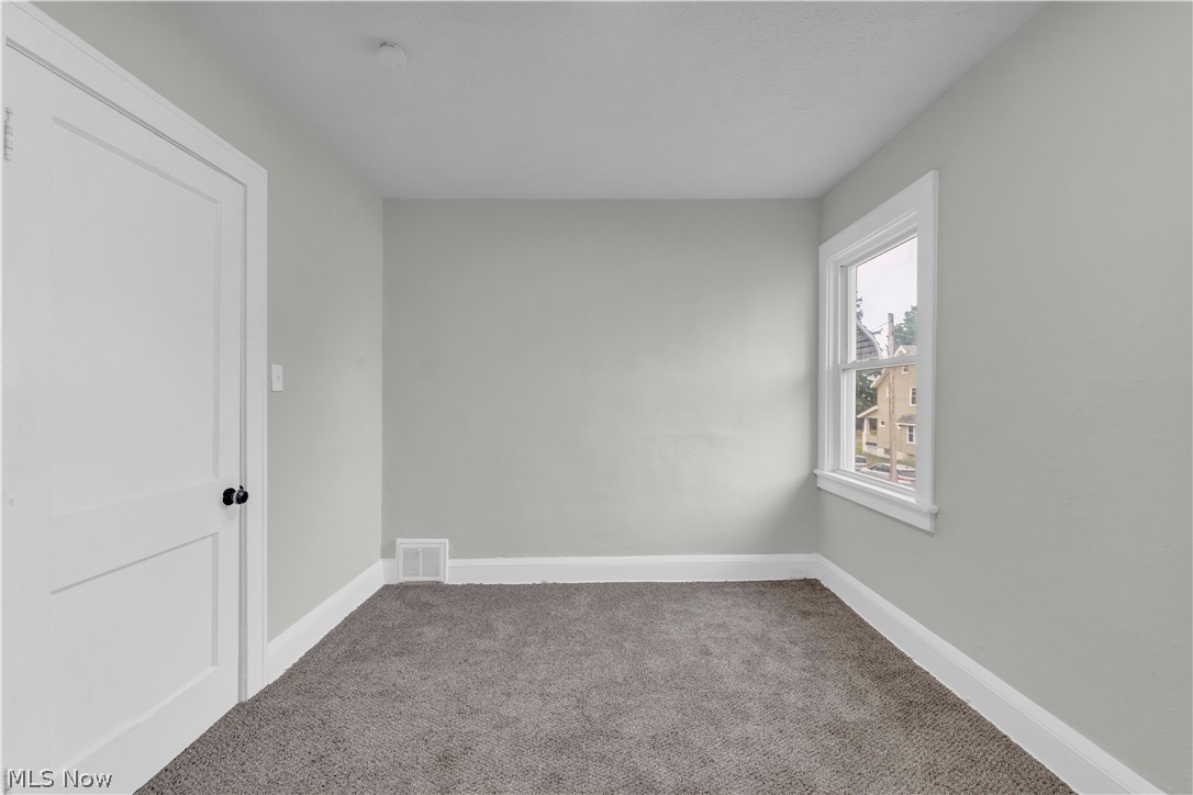 4415 E 139th Street Garfield Heights OH 44105