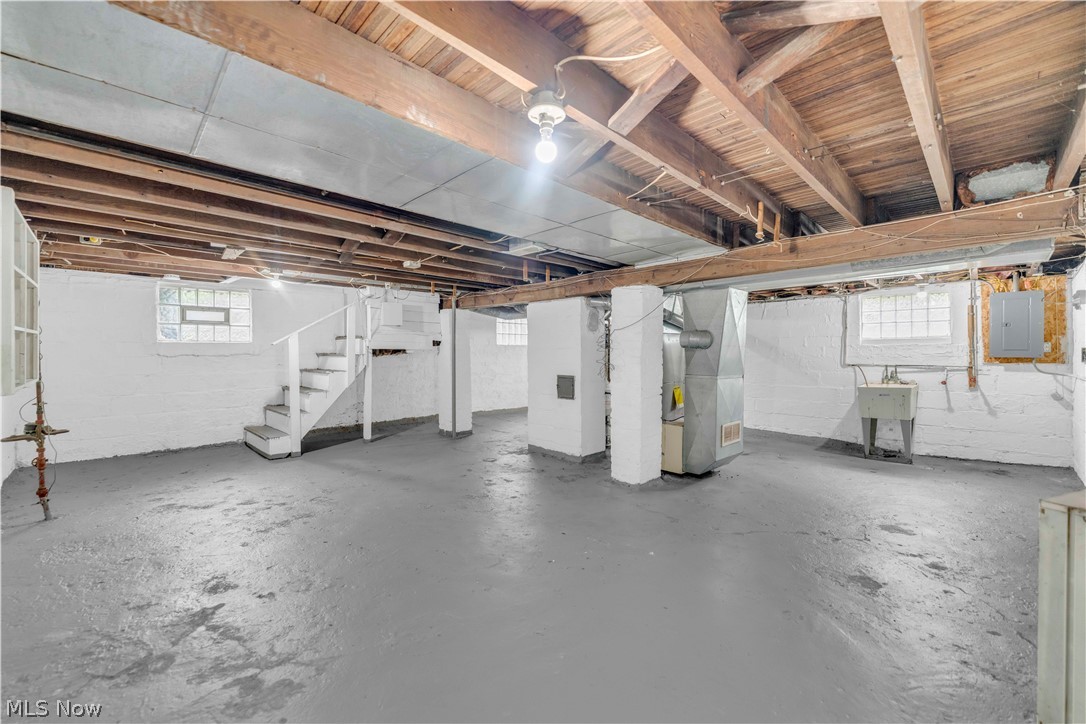 4415 E 139th Street Garfield Heights OH 44105