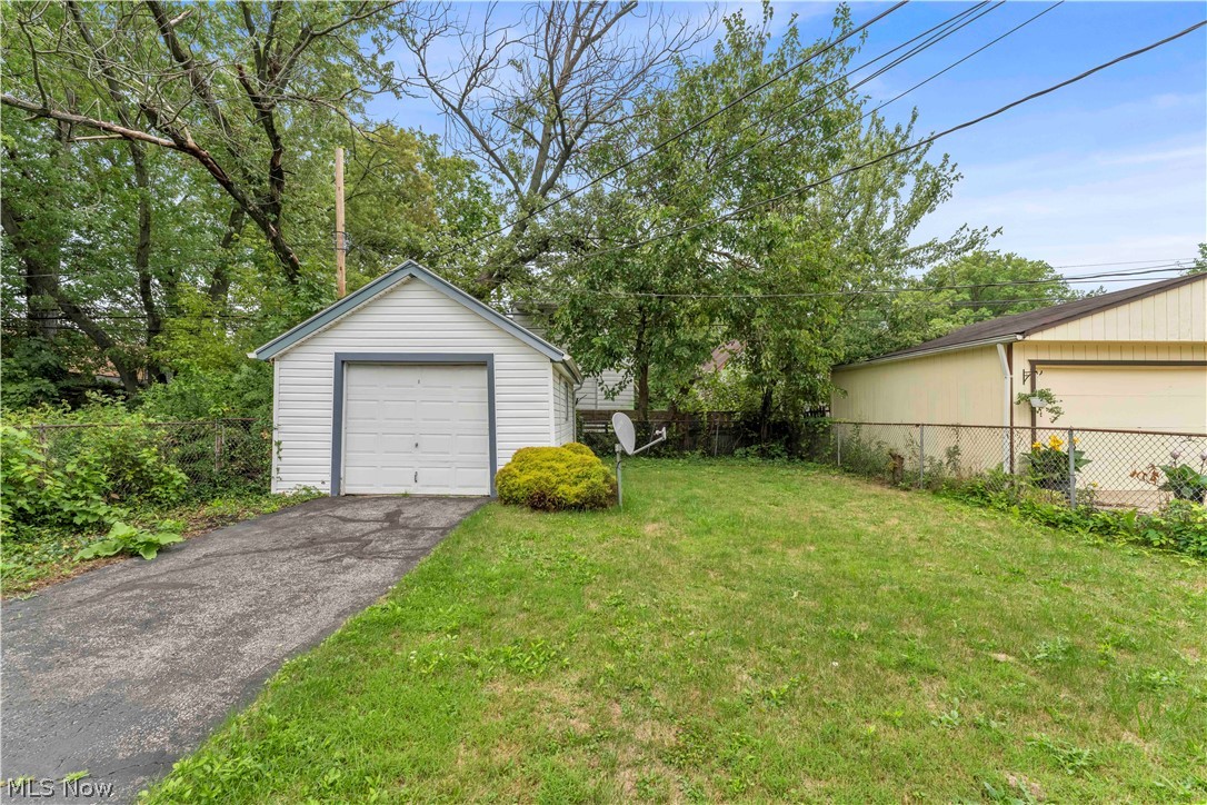 4415 E 139th Street Garfield Heights OH 44105