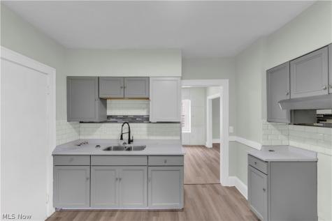 4415 E 139th Street Garfield Heights OH 44105