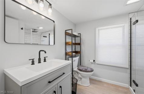 4217 Hinsdale Road South Euclid OH 44121