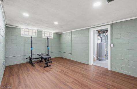 4217 Hinsdale Road South Euclid OH 44121