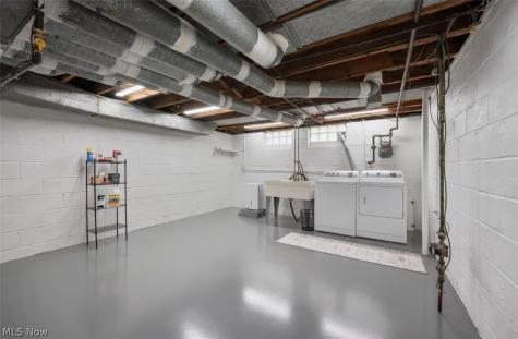 4217 Hinsdale Road South Euclid OH 44121