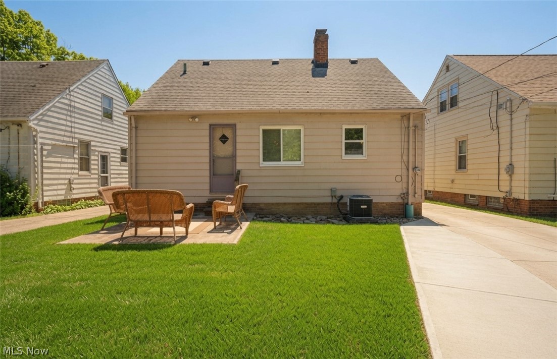 4217 Hinsdale Road South Euclid OH 44121