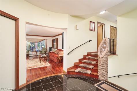 4630 Pinecrest Drive Akron OH 44321