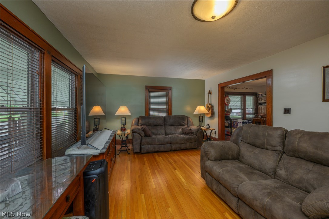 501 E 4th Street Dover OH 44622