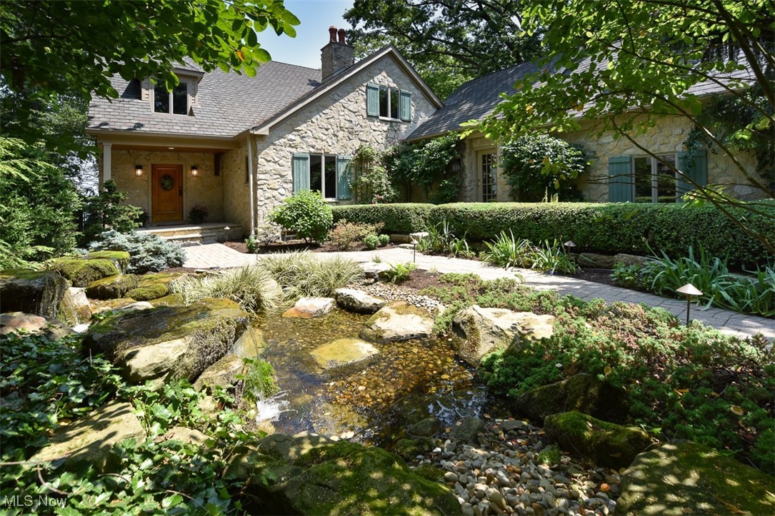 25550 Lake Road Bay Village OH 44140