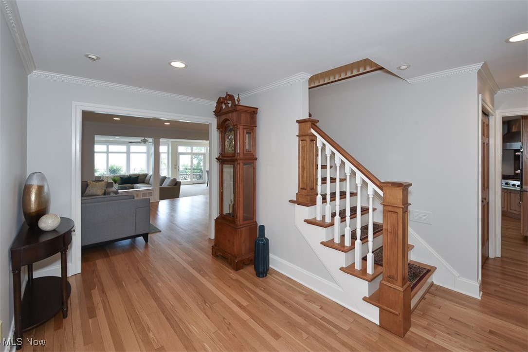 25550 Lake Road Bay Village OH 44140