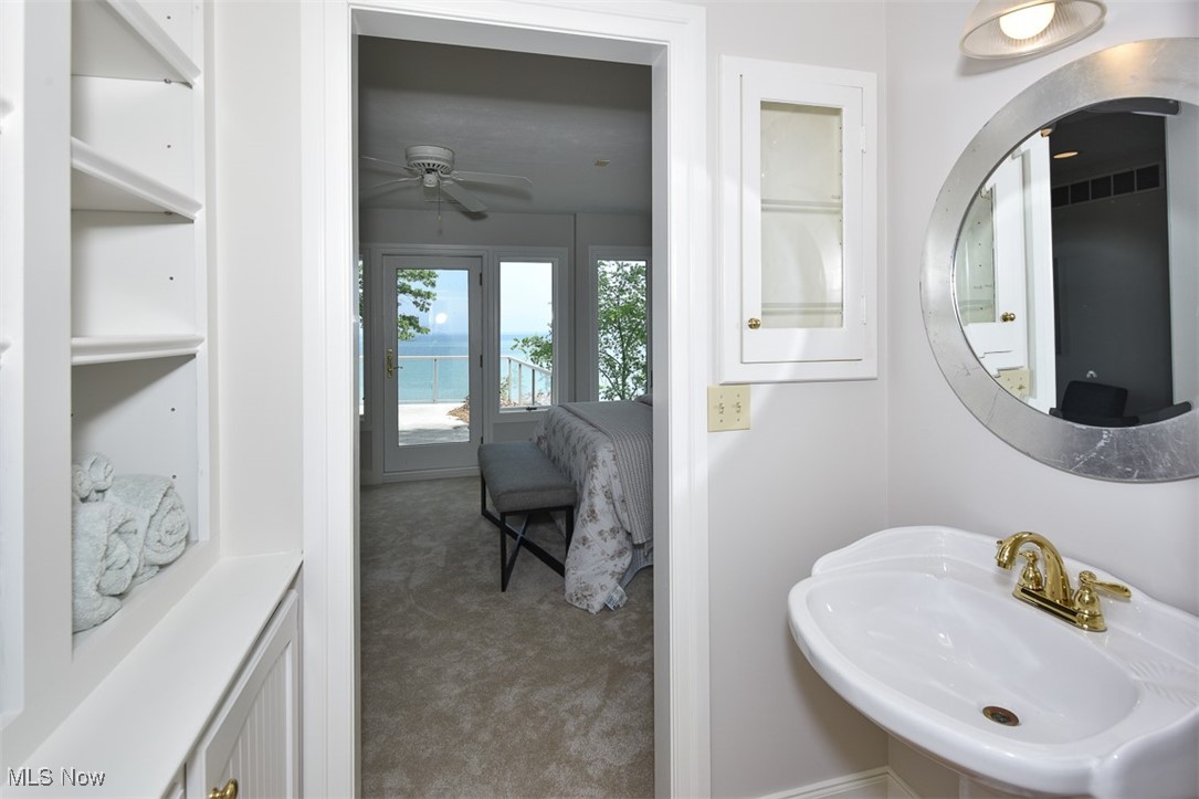 25550 Lake Road Bay Village OH 44140