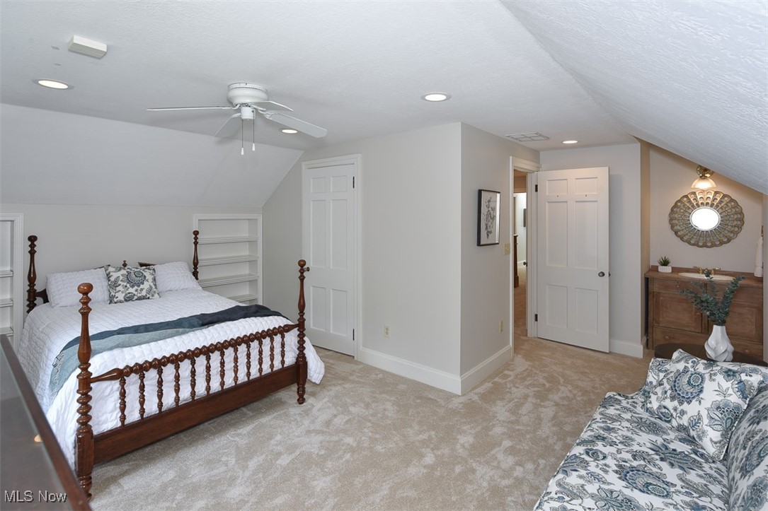 25550 Lake Road Bay Village OH 44140