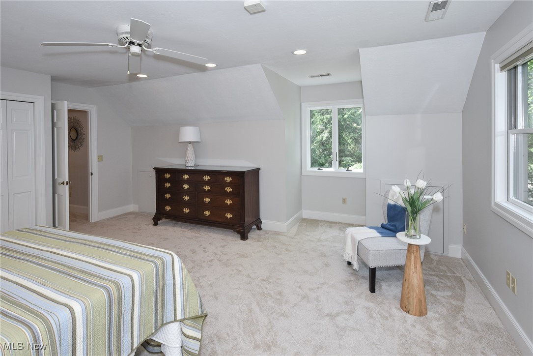 25550 Lake Road Bay Village OH 44140