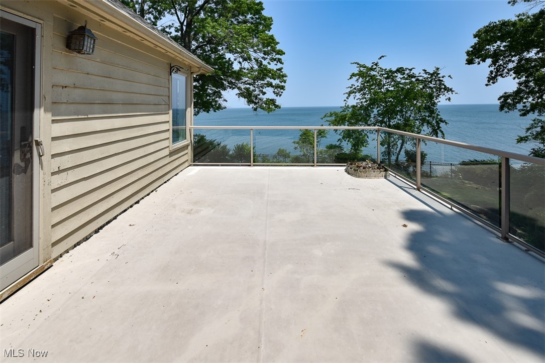 25550 Lake Road Bay Village OH 44140