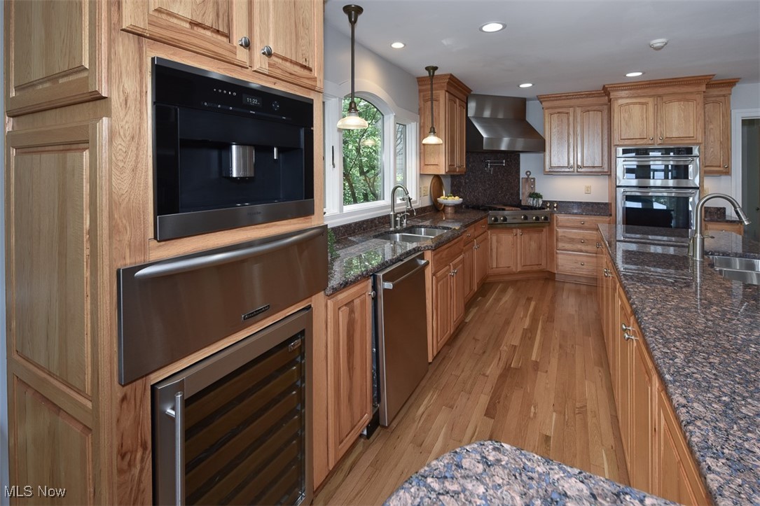 25550 Lake Road Bay Village OH 44140