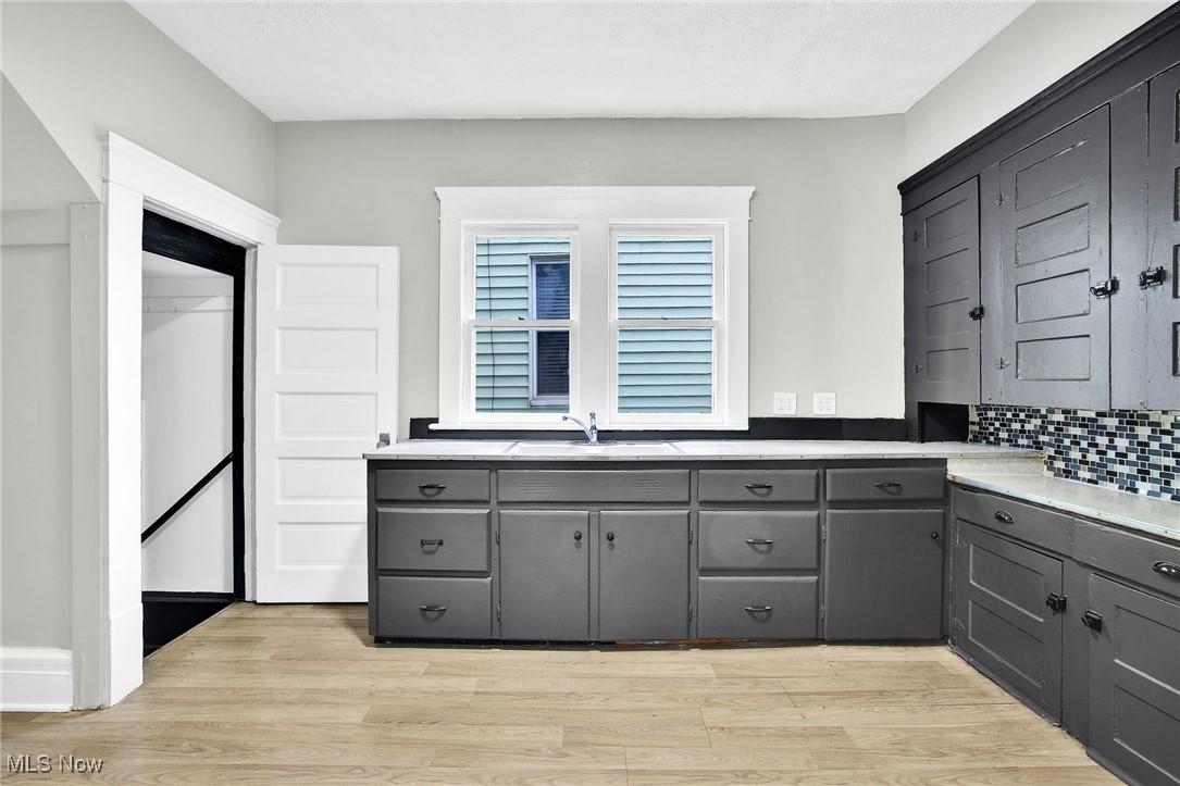 163 Russell Avenue Akron OH 44311