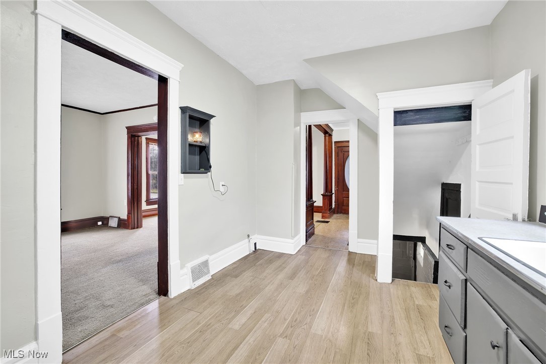 163 Russell Avenue Akron OH 44311