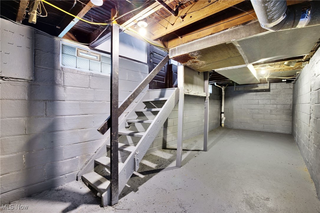 163 Russell Avenue Akron OH 44311