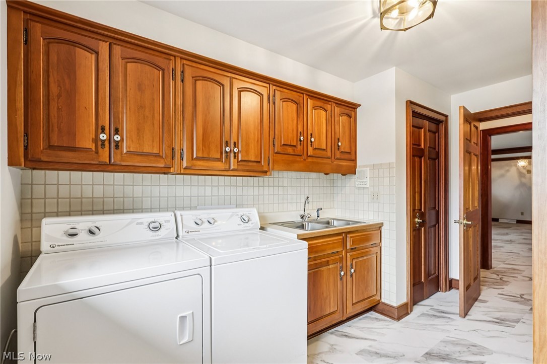8187 North Lima Road Poland OH 44514