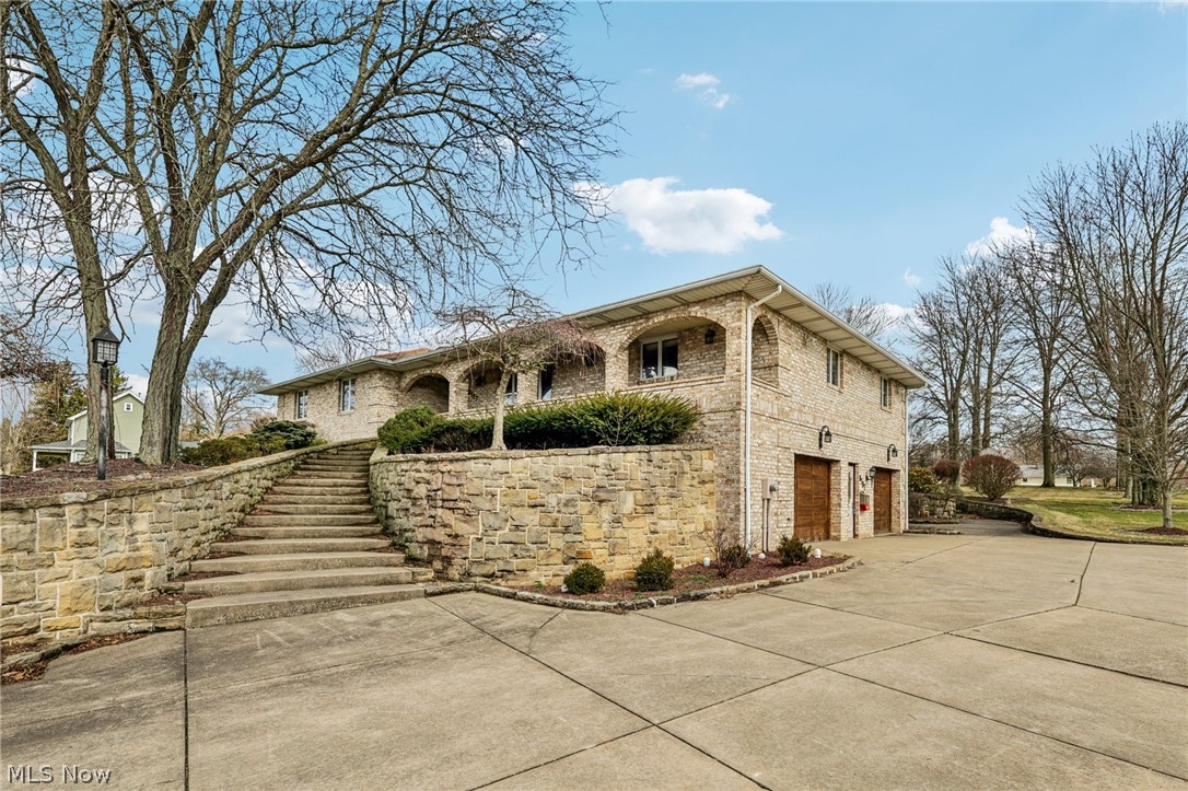 8187 North Lima Road Poland OH 44514