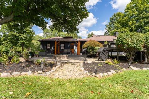 1748 Melody Lane Medina OH 44256